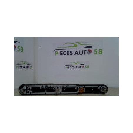 Platine feu arriere gauche FORD C-MAX 1 PHASE 1 d’occasion