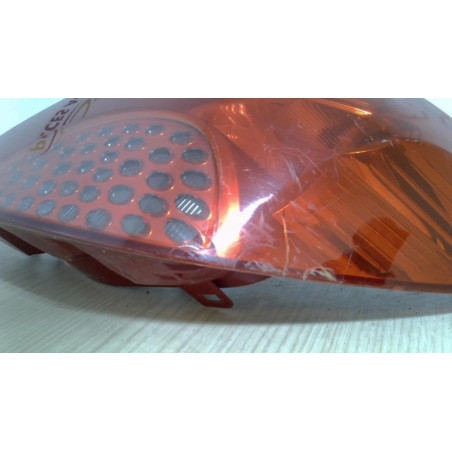 Feu arriere principal droit (feux) PEUGEOT 207 PHASE 1 d’occasion
