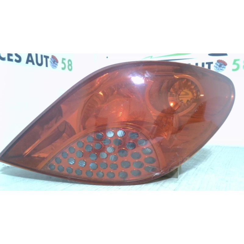 Feu arriere principal droit (feux) PEUGEOT 207 PHASE 1 d’occasion
