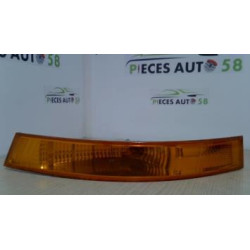 Optique avant secondaire gauche (feux)(clignotant) RENAULT MASTER 2 PHASE 2 d’occasion
