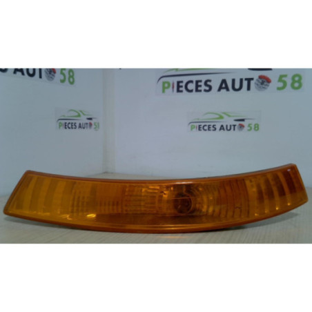Optique avant secondaire gauche (feux)(clignotant) RENAULT  d’occasion