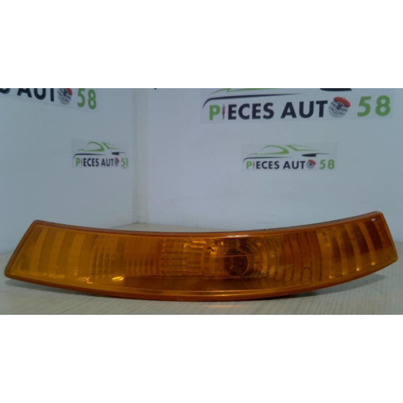 Optique avant secondaire gauche (feux)(clignotant) RENAULT  d’occasion