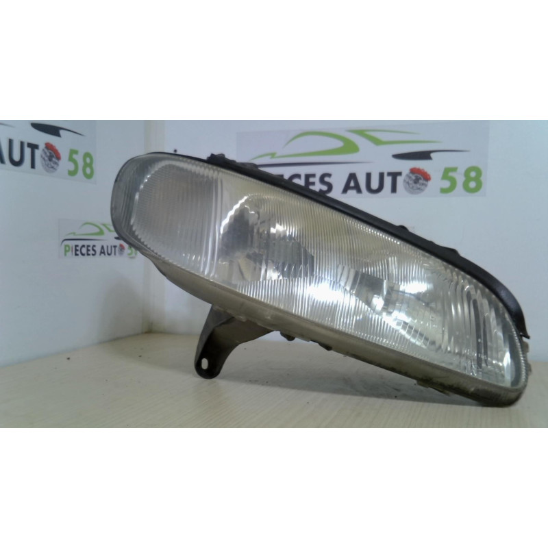 Optique avant principal droit (feux)(phare) OPEL  d’occasion