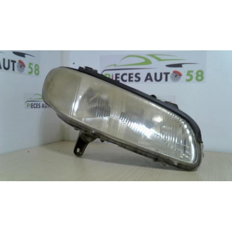 Optique avant principal droit (feux)(phare) OPEL 2.5 TD 130 d’occasion