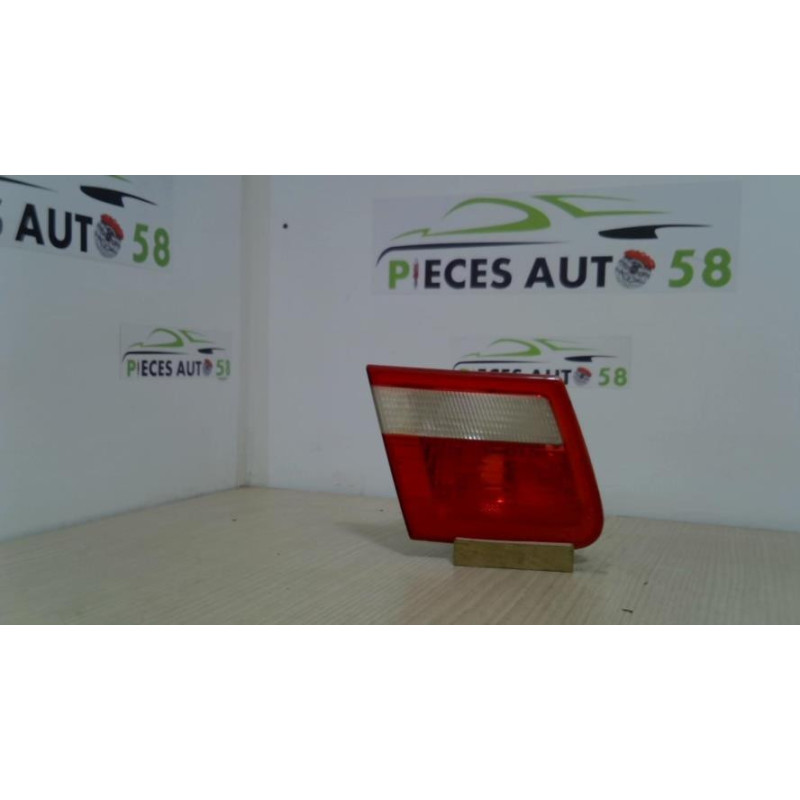 Feu arriere secondaire gauche (feux) BMW SERIE 3 E46 TOURING PHASE 1 BREAK d’occasion