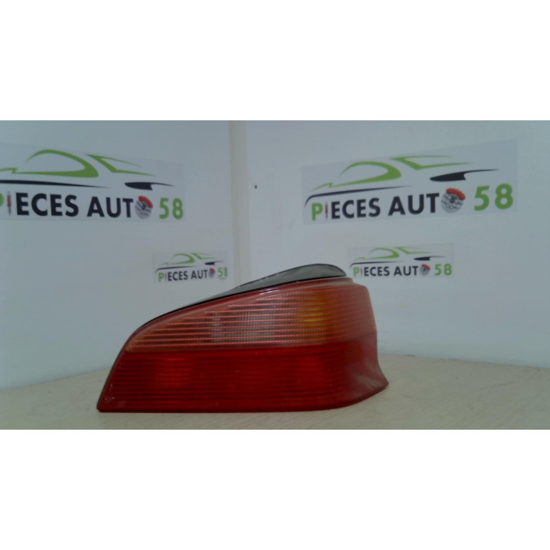 Feu arriere principal droit (feux) PEUGEOT 106 PHASE 2 d’occasion