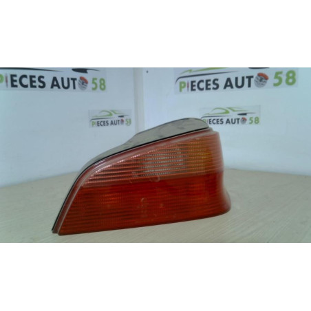 Feu arriere principal droit (feux) PEUGEOT 106 PHASE 2 d’occasion