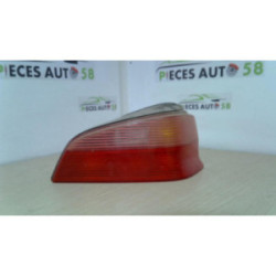 Feu arriere principal droit (feux) PEUGEOT 106 PHASE 2 d’occasion