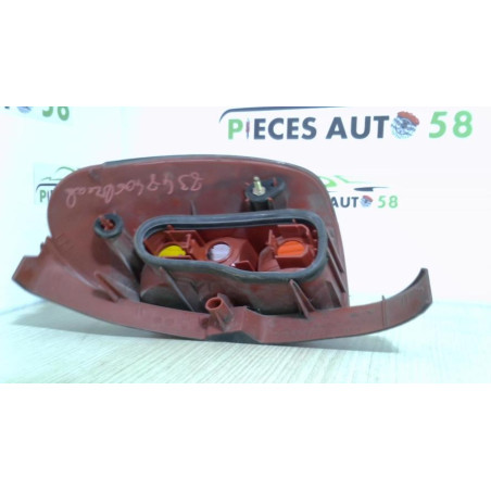 Feu arriere principal gauche (feux) PEUGEOT 306 BREAK d’occasion