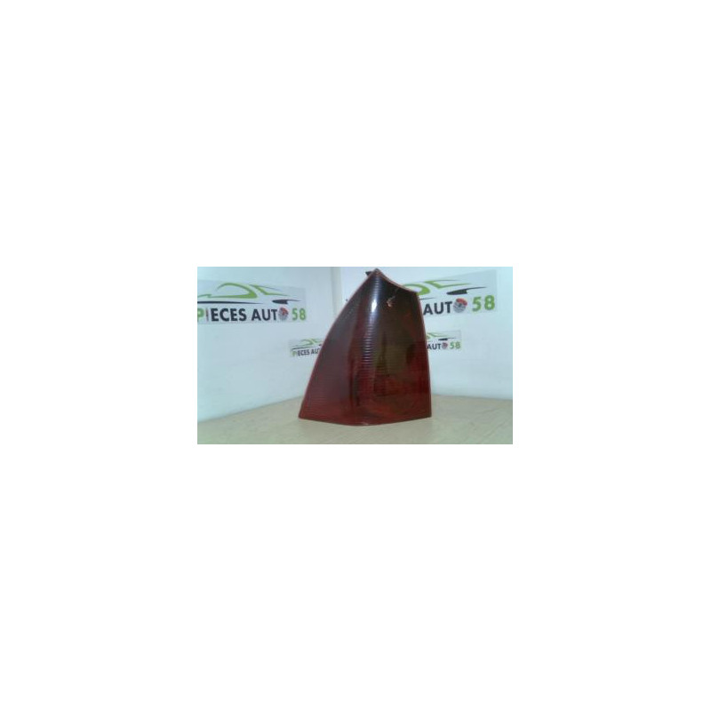 Feu arriere principal gauche (feux) PEUGEOT 307 PHASE 1 BREAK d’occasion