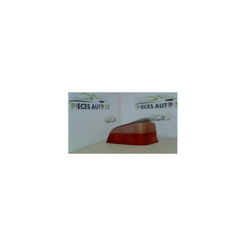 Feu arriere principal droit (feux) PEUGEOT 106 PHASE 2 d’occasion