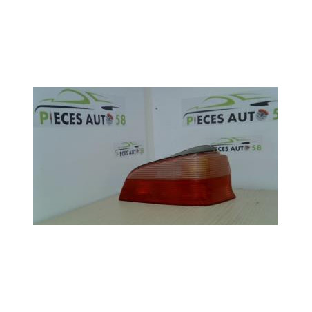 Feu arriere principal droit (feux) PEUGEOT 106 PHASE 2 d’occasion