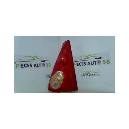 Feu arriere principal droit (feux) PEUGEOT 107 PHASE 1 d’occasion