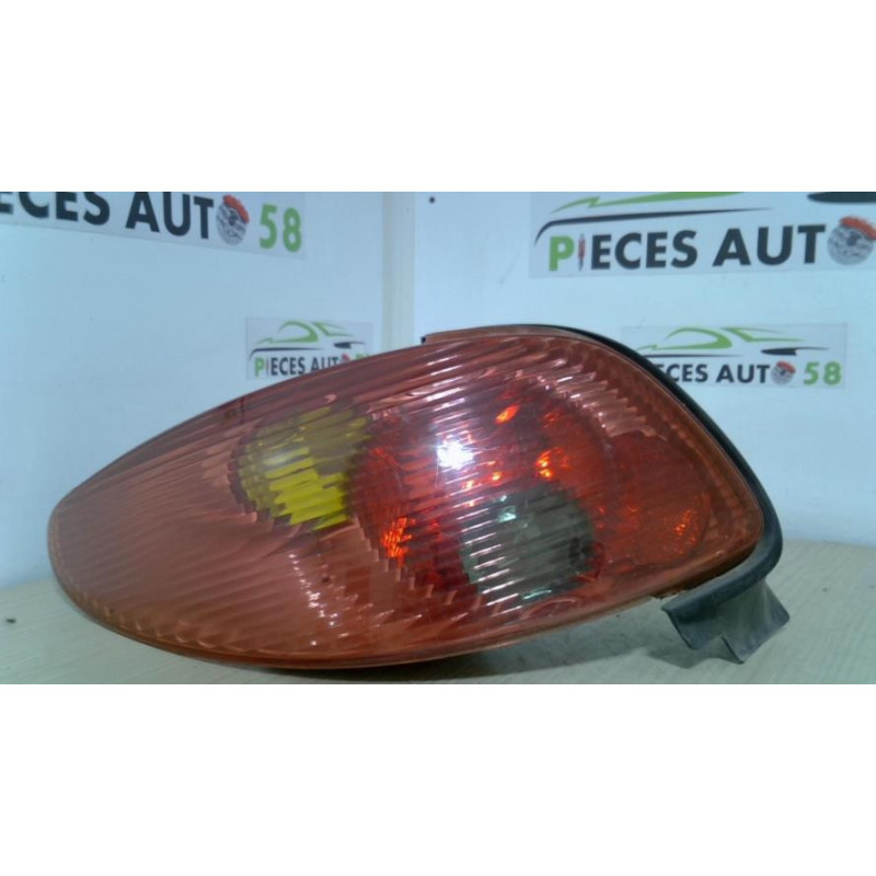 Feu arriere principal gauche (feux) PEUGEOT 206 PHASE 2 CABRIOLET d’occasion