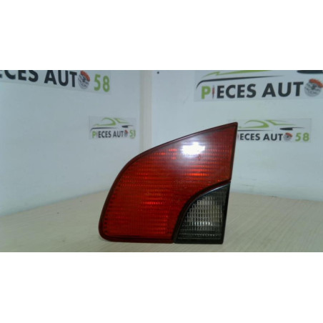 Feu arriere secondaire droit (feux) PEUGEOT 406 PHASE 2 BREAK d’occasion