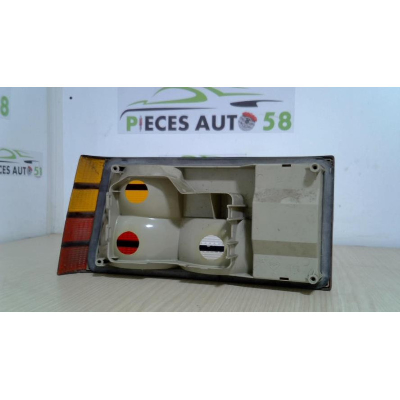 Feu arriere principal droit (feux) OPEL  d’occasion