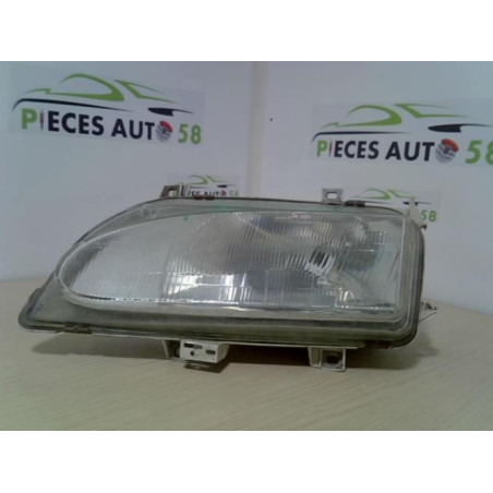Optique avant principal gauche (feux)(phare) FORD  d’occasion