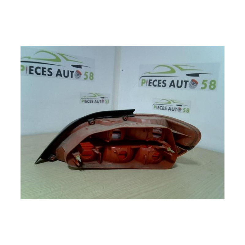 Feu arriere principal gauche (feux) PEUGEOT 406 PHASE 2 d’occasion
