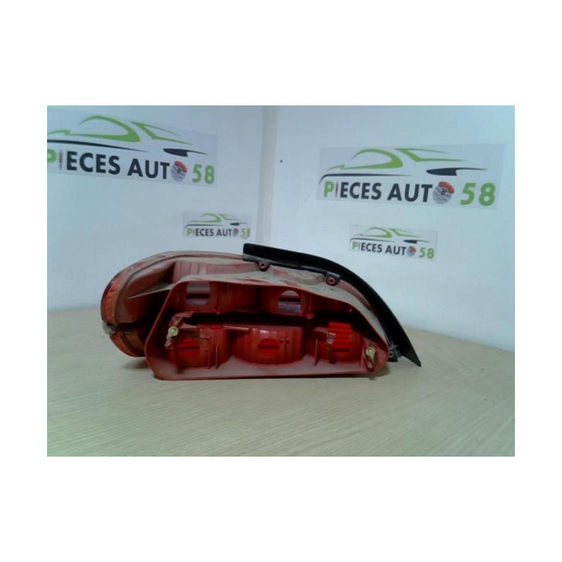 Feu arriere principal droit (feux) PEUGEOT 406 PHASE 2 d’occasion