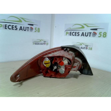 Feu arriere principal droit (feux) PEUGEOT 206 PHASE 2 CABRIOLET d’occasion