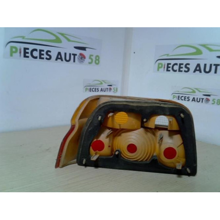 Feu arriere principal droit (feux) FORD  d’occasion
