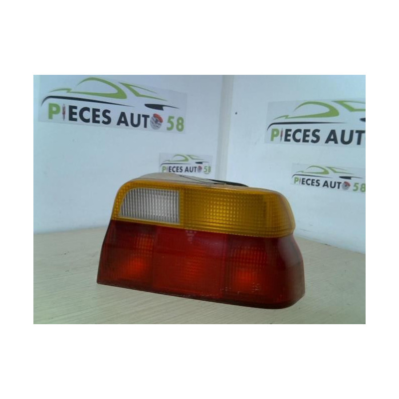 Feu arriere principal droit (feux) FORD  d’occasion
