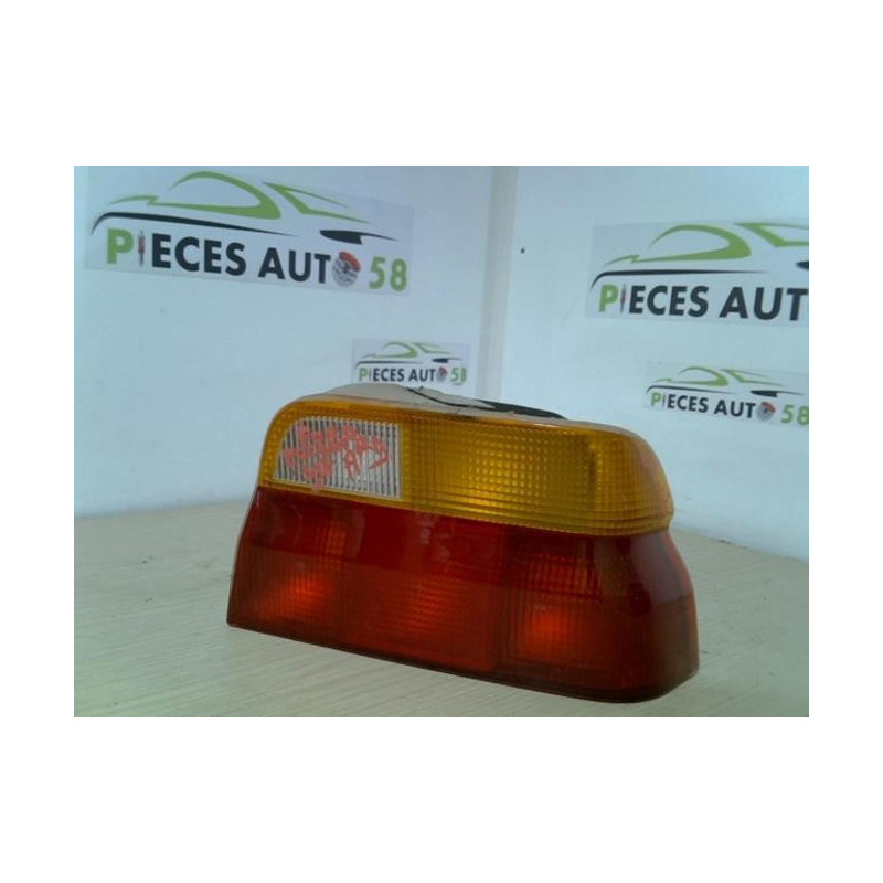 Feu arriere principal droit (feux) FORD  d’occasion