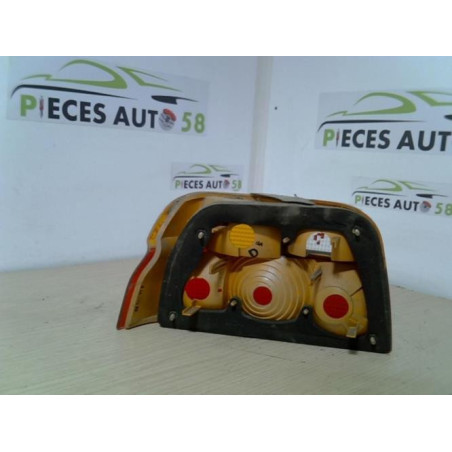 Feu arriere principal droit (feux) FORD  d’occasion