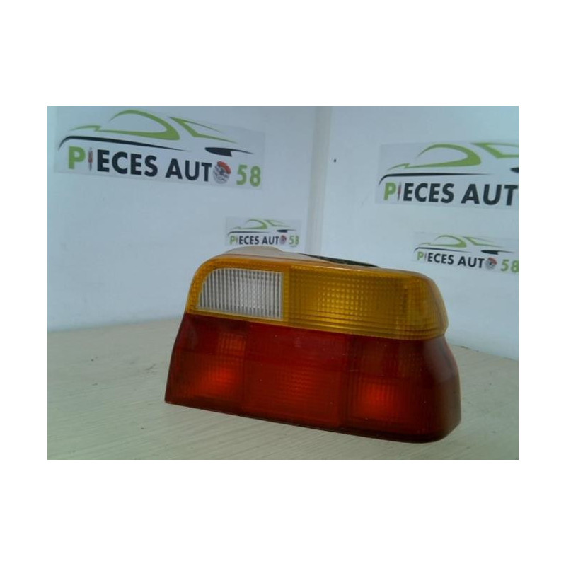 Feu arriere principal droit (feux) FORD  d’occasion