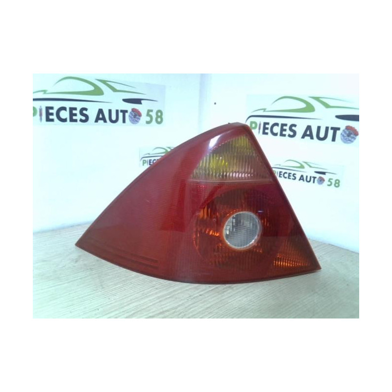 Feu arriere principal gauche (feux) FORD MONDEO 2 d’occasion