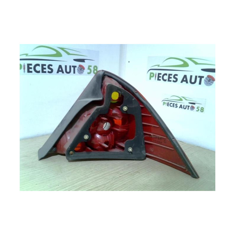 Feu arriere principal gauche (feux) FORD MONDEO 2 d’occasion
