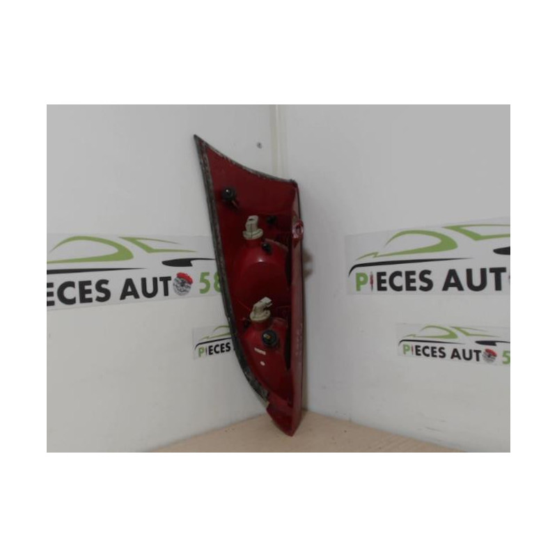 Feu arriere principal droit (feux) FORD FOCUS 1 d’occasion