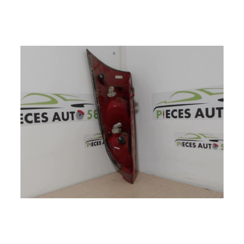 Feu arriere principal droit (feux) FORD FOCUS 1 d’occasion