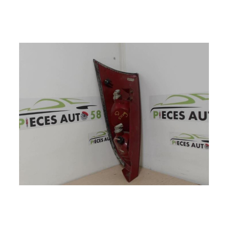 Feu arriere principal droit (feux) FORD  d’occasion