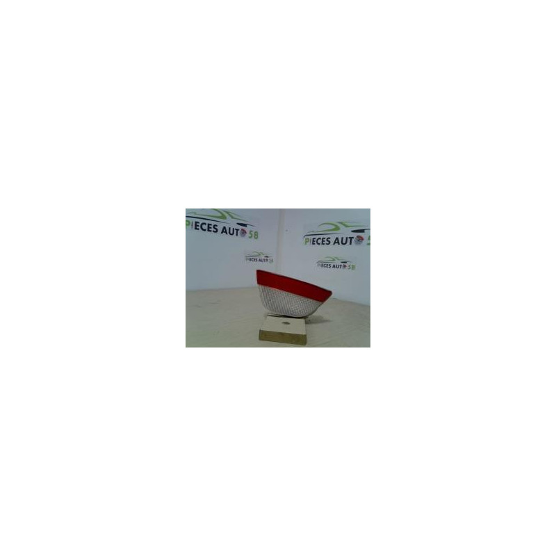 Feu de recul droit FORD FOCUS 2 PHASE 1 d’occasion