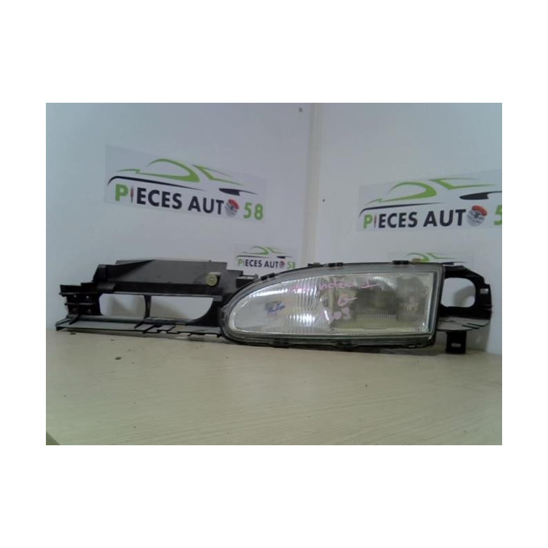 Optique avant principal gauche (feux)(phare) FORD MONDEO 1 PHASE 1 d’occasion