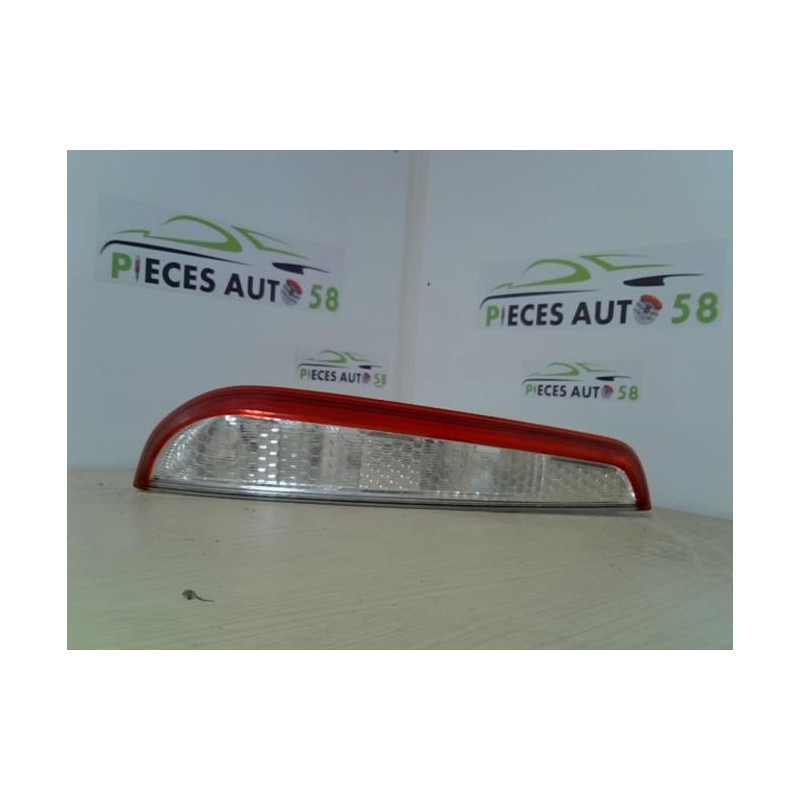Feu arriere principal gauche (feux) FORD FOCUS 2 PHASE 2 BREAK d’occasion