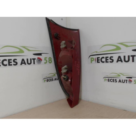 Feu arriere principal droit (feux) FORD  d’occasion