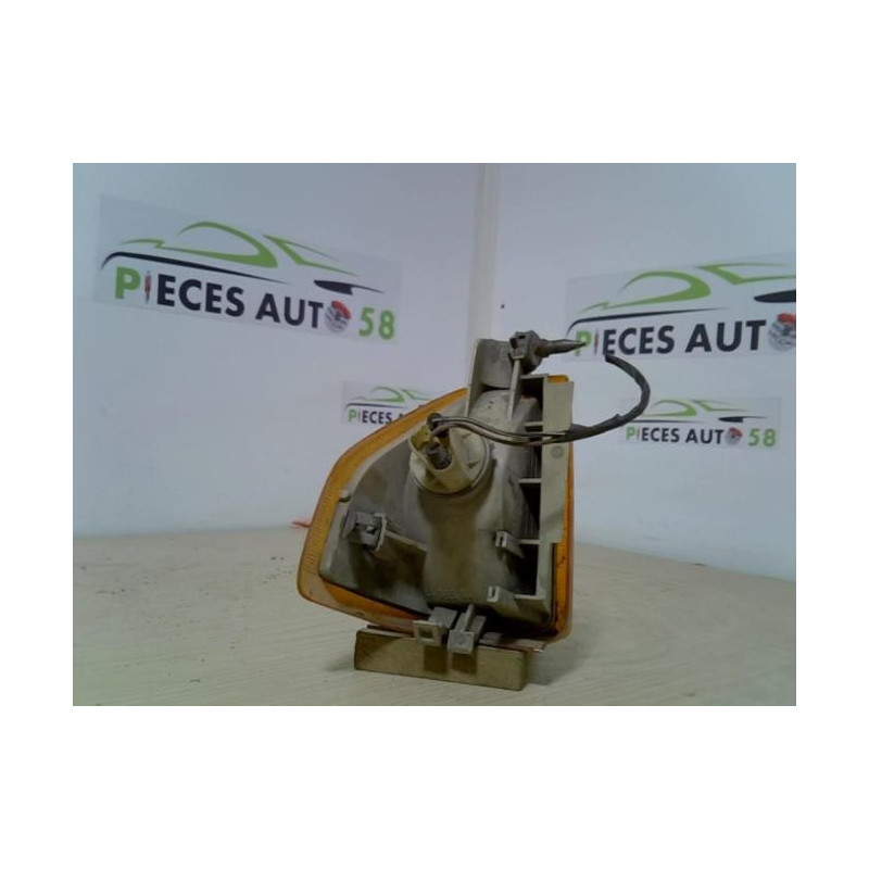 Optique avant principal gauche (feux)(phare) FORD  d’occasion