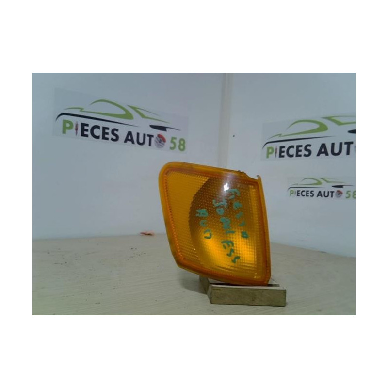 Optique avant secondaire droit (feux)(clignotant) FORD  d’occasion