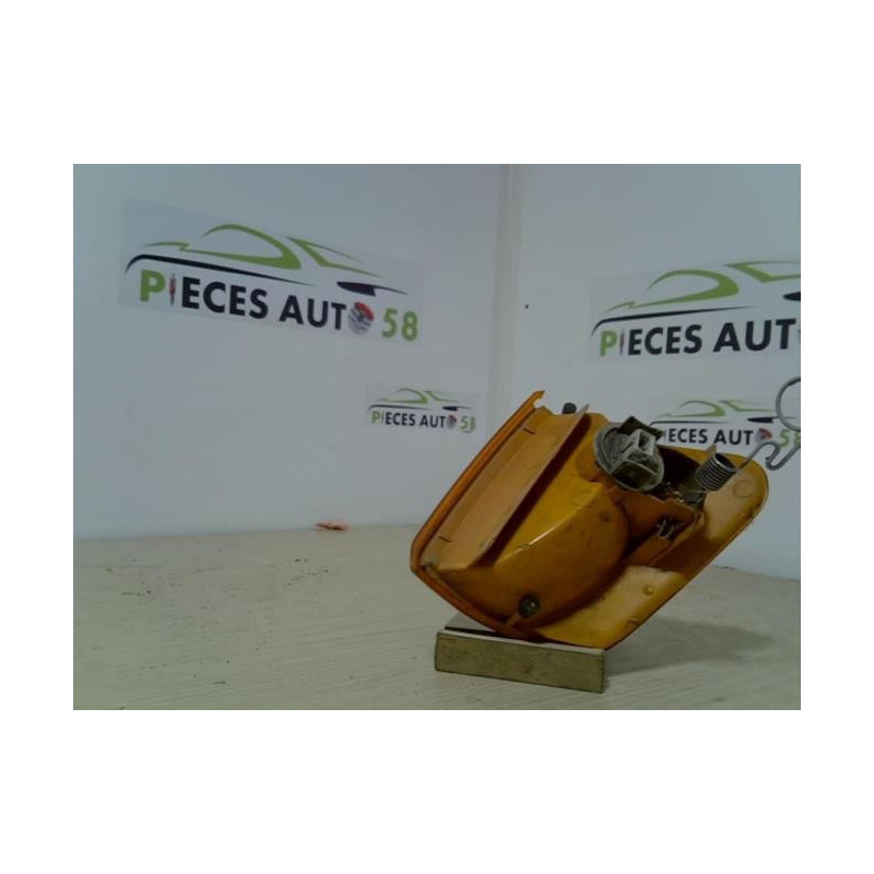 Optique avant secondaire droit (feux)(clignotant) FORD  d’occasion