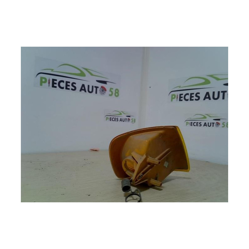 Optique avant secondaire gauche (feux)(clignotant) FORD  d’occasion