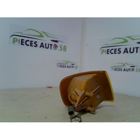Optique avant secondaire gauche (feux)(clignotant) FORD  d’occasion