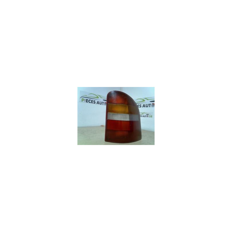 Feu arriere principal droit (feux) FORD MONDEO 1 PHASE 2 BREAK d’occasion