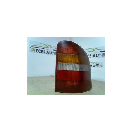 Feu arriere principal droit (feux) FORD MONDEO 1 PHASE 2 BREAK d’occasion