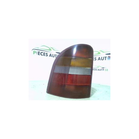 Feu arriere principal gauche (feux) FORD MONDEO 1 PHASE 2 BREAK d’occasion