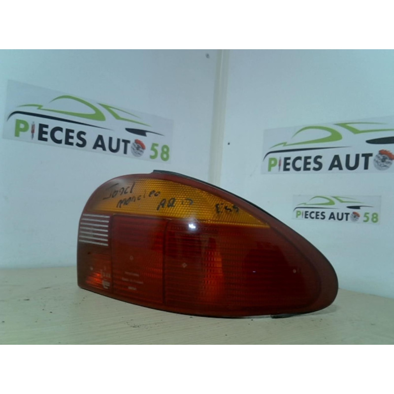 Feu arriere principal droit (feux) FORD  d’occasion