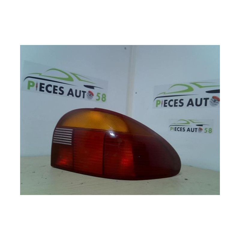 Feu arriere principal droit (feux) FORD  d’occasion