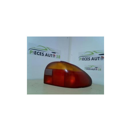 Feu arriere principal droit (feux) FORD MONDEO 1 PHASE 1 d’occasion