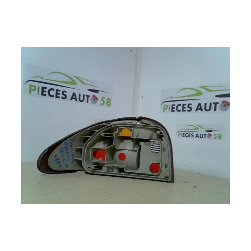 Feu arriere principal droit (feux) FORD MONDEO 1 PHASE 1 d’occasion